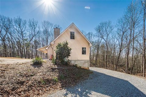 A home in Dahlonega