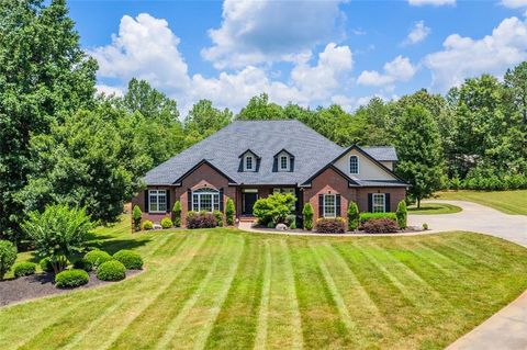 1025 Paradise Park Road Cornelia GA 30531
