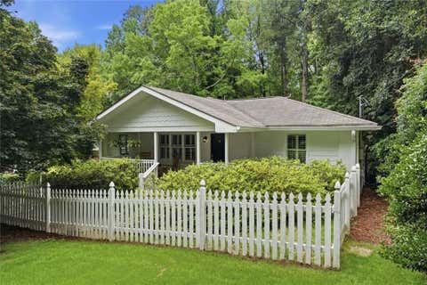 Photo of 799 Larry Lane, Decatur, GA 30033 (MLS # 7783166)