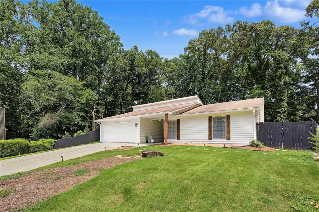 10 Saratoga Drive