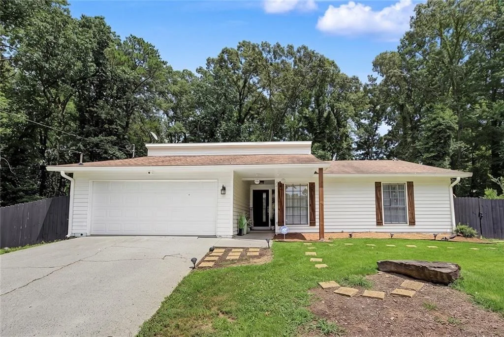 10 Saratoga Drive