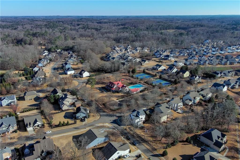 730 Paint Horse Drive, Canton, Georgia image 4
