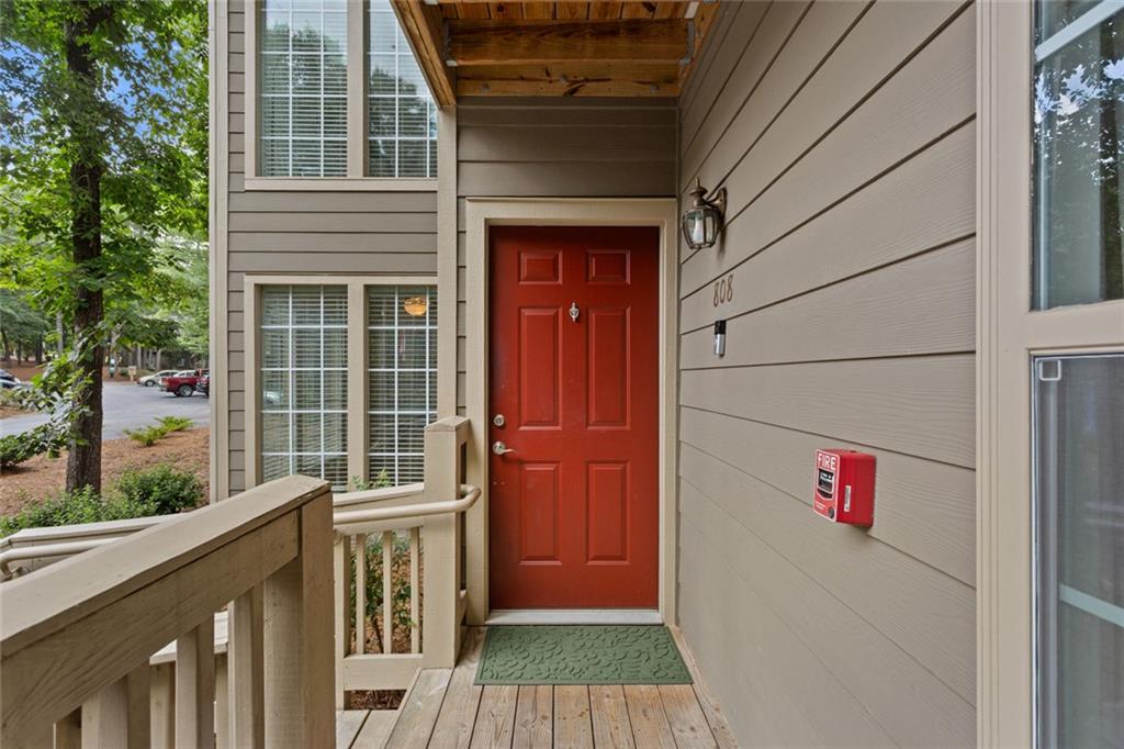 808 Country Park Drive SE