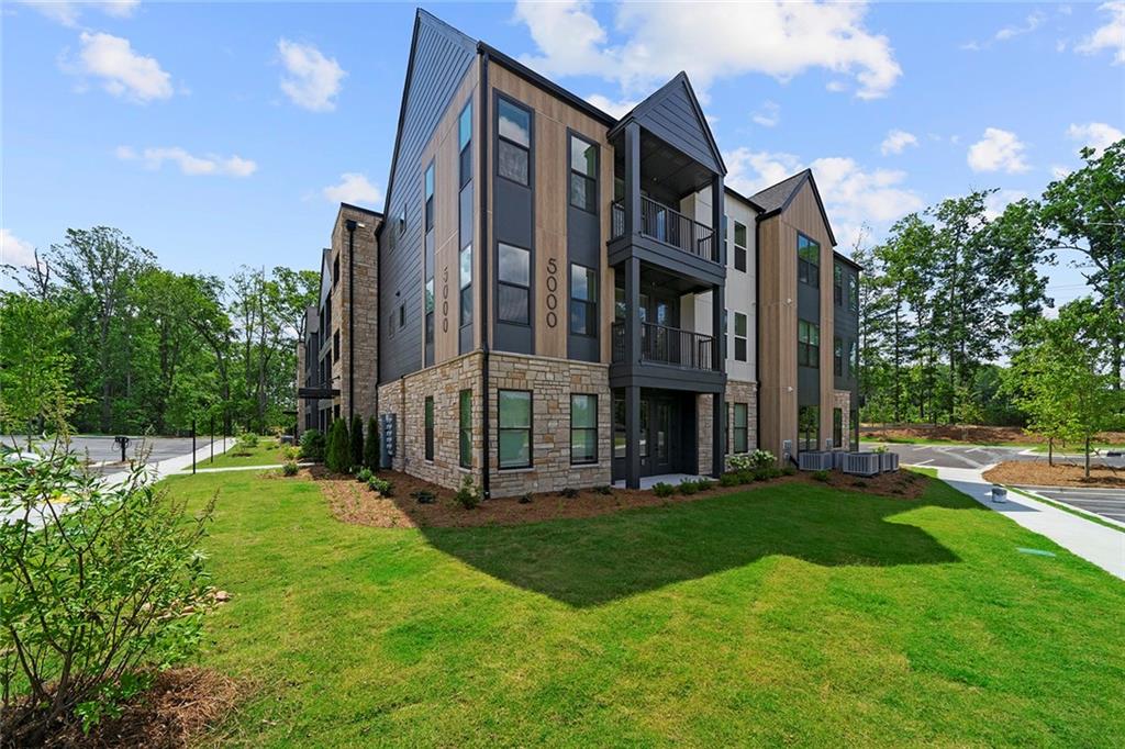 Currently offering up to 6 weeks free on select units. Prices, promotions, and availability are subject to change. Welcome to Oslo Apartment Homes, a brand new luxury apartment community in Fairburn, offering spacious one-bedroom, two-bedroom, and three-bedroom apartment homes complete with a full suite of innovative hi-tech on-site amenities. Our pet-friendly Fairburn apartments have a space for every lifestyle. Enjoy sun-drenched balconies, green spaces, athletic-minded indoor/outdoor activities, and residential spaces designed for comfortable living, outfitted with all the latest modern technology. OSLO brings forward-thinking design and cutting-edge technology together in each residence, offering generous floor plans and elegant finishes throughout each home. Live at OSLO and discover the comfort, convenience, and community you're looking for in Fairburn. We have a space to fit every lifestyle. OSLO is the undisputed heart and soul of the Fairburn residential community. Simply step outside and you’ll find yourself in a dynamic, wide-open, vibrant environment with a unique character all its own. Enjoy the lushness of multiple community greenspaces, home to year-round festivals and more. Explore retail gems in one-of-a-kind boutiques then indulge in new flavors at an array of casual and fine dining establishments. Discover new tastes to savor at a host of casual and fine dining restaurants. It’s all here, and all for you to enjoy at OSLO.
