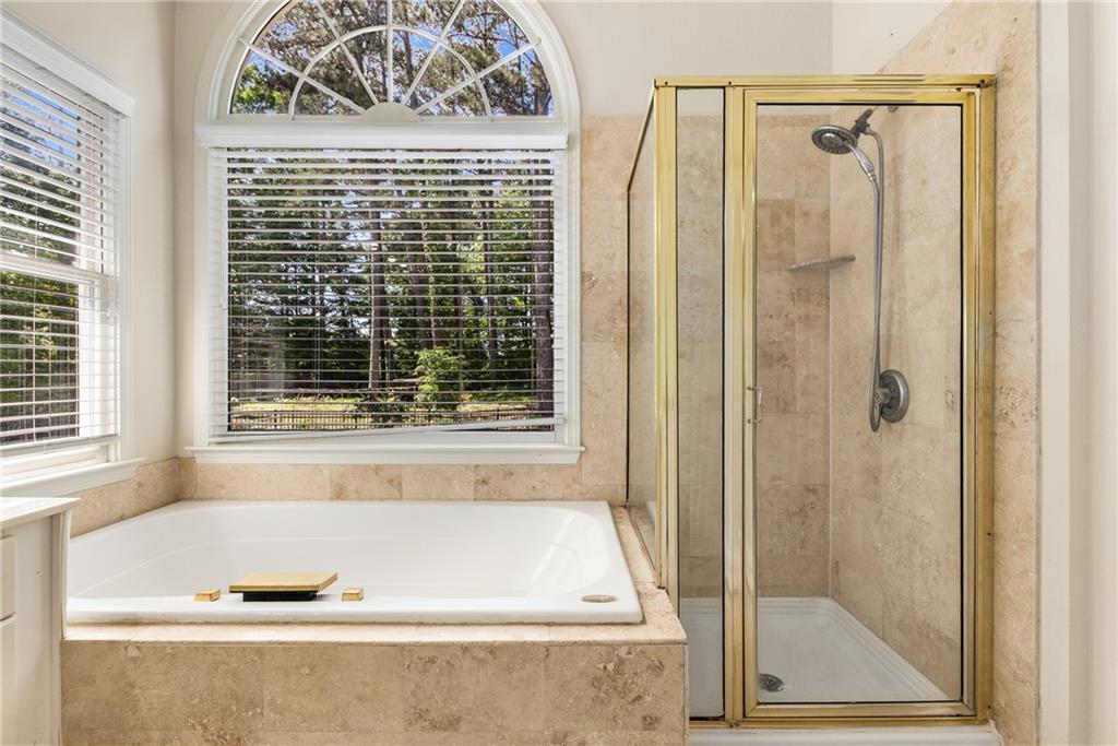825 Yosemite Drive, Suwanee, Georgia image 25