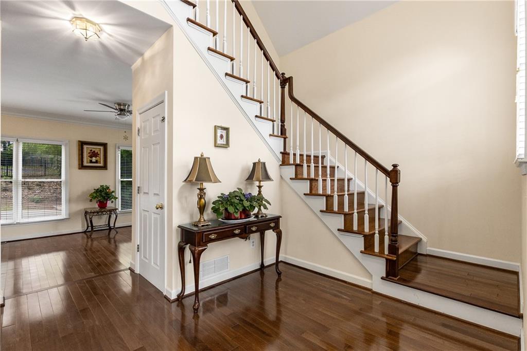 825 Yosemite Drive, Suwanee, Georgia image 10