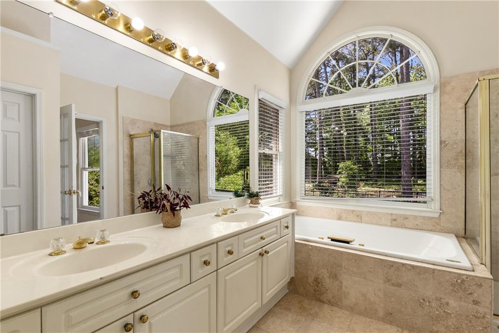 825 Yosemite Drive, Suwanee, Georgia image 24