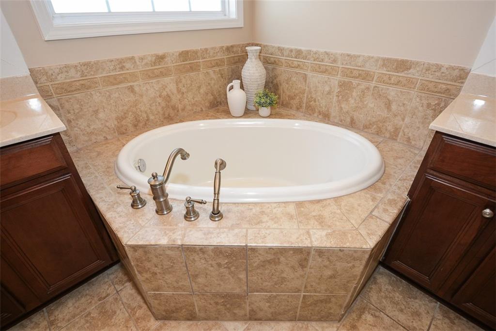 221 Aster Court, Canton, Georgia image 39