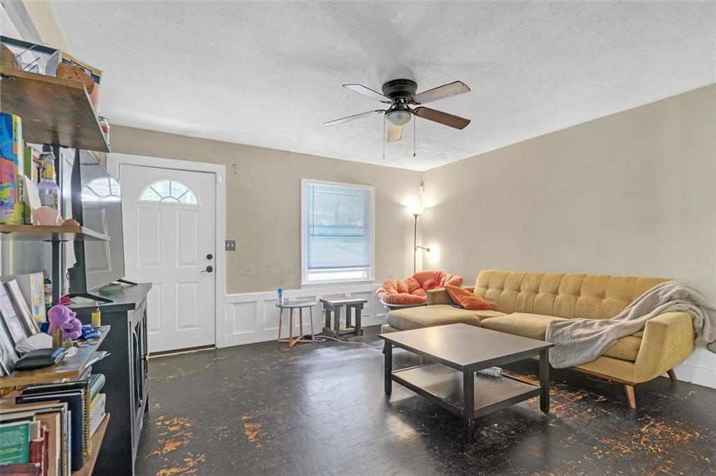 2314 OMAHA Road SW