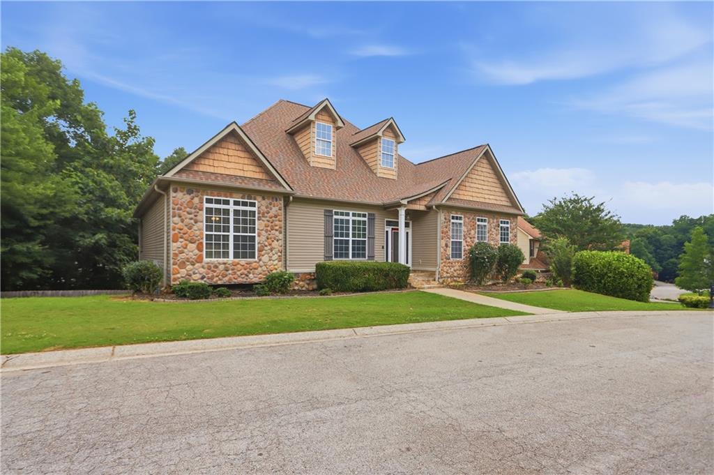 318 Crest Pointe S