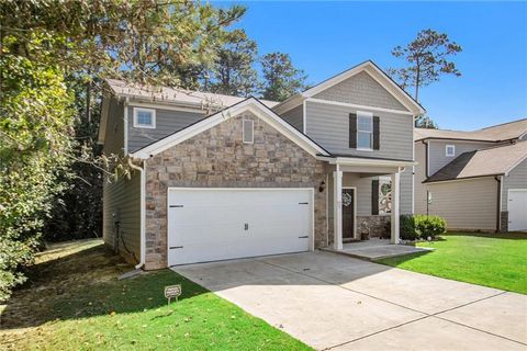 A home in Fairburn