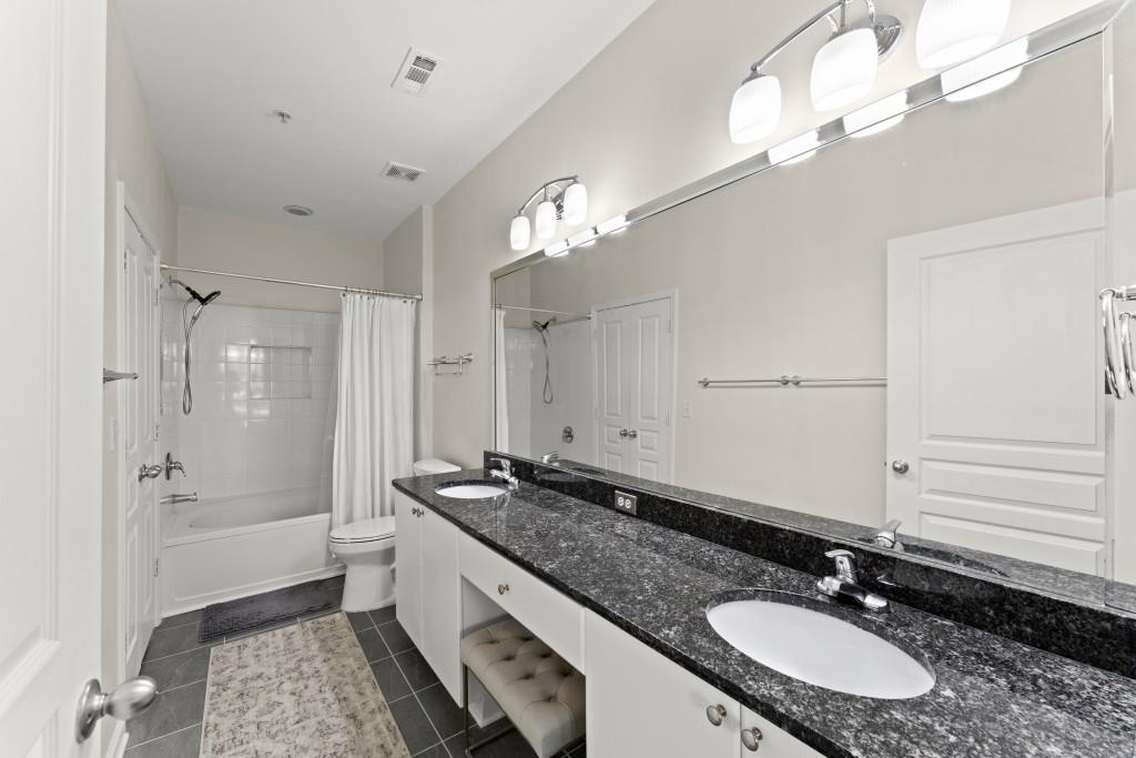 10 Perimeter Summit Boulevard NE 2303