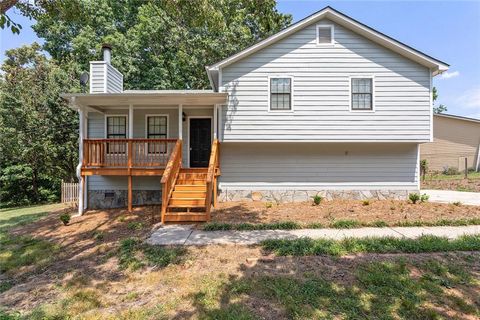 A home in Lithia Springs