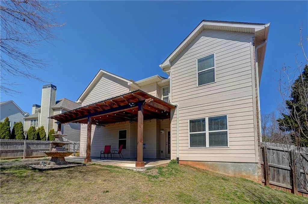 Cumming, Georgia 30028, United States, 5 Bedrooms Bedrooms, ,4 BathroomsBathrooms,Residential,Active,81265