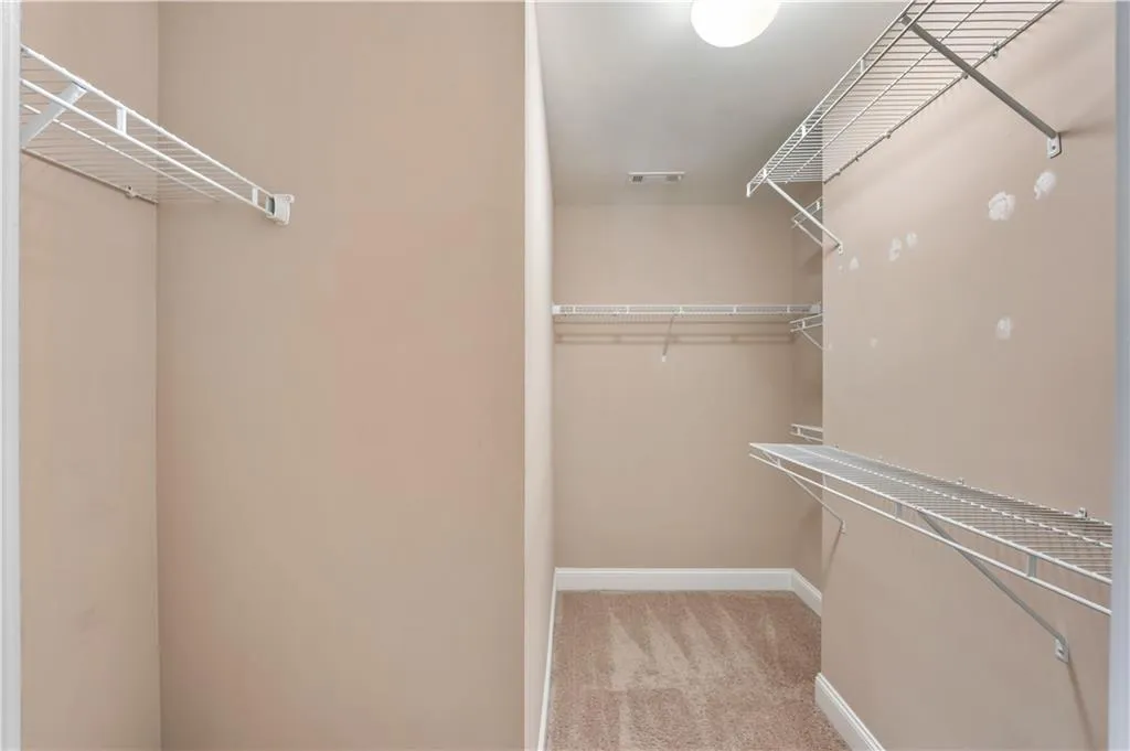 Cumming, Georgia 30028, United States, 5 Bedrooms Bedrooms, ,4 BathroomsBathrooms,Residential,Active,81265