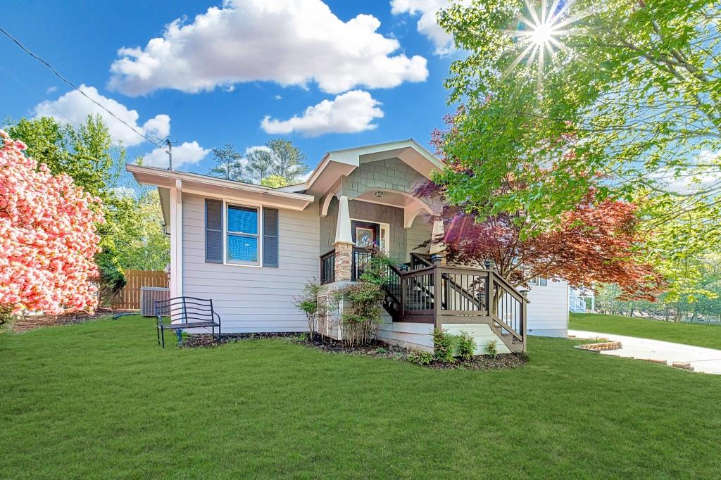 6571 Johnson Circle, Flowery Branch, Georgia image 2
