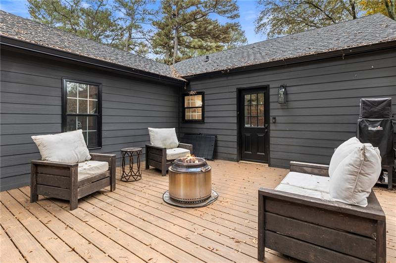 410 Wilkinson Drive, Atlanta, Georgia image 26