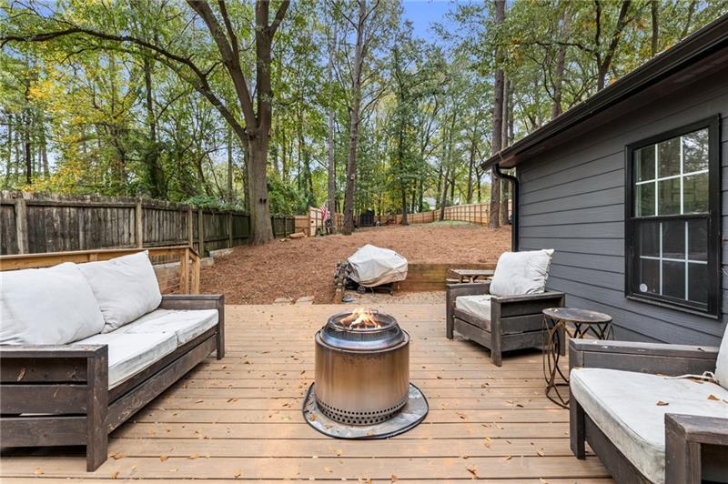 410 Wilkinson Drive, Atlanta, Georgia image 27
