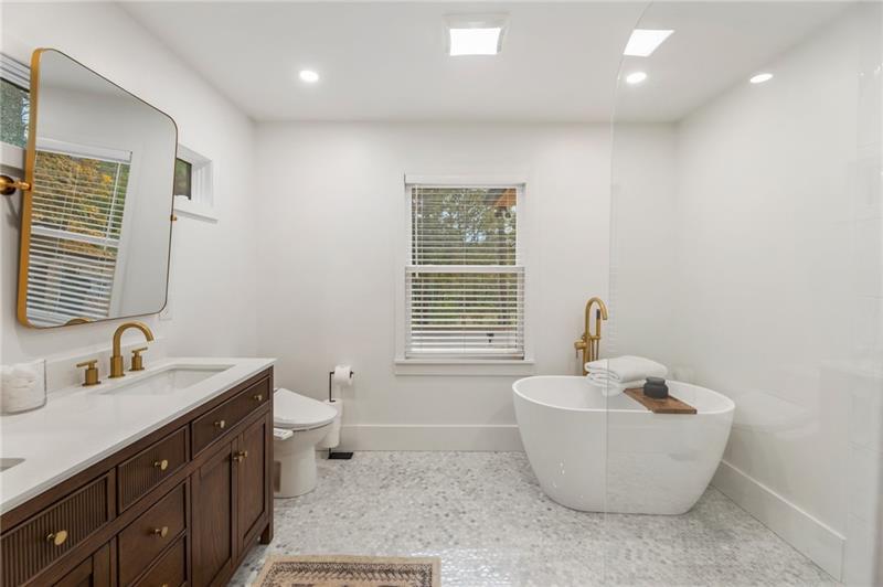 410 Wilkinson Drive, Atlanta, Georgia image 16