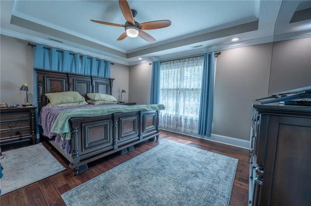 Clarkesville, Georgia 30523, United States, 4 Bedrooms Bedrooms, ,4 BathroomsBathrooms,Residential,Pending,115627