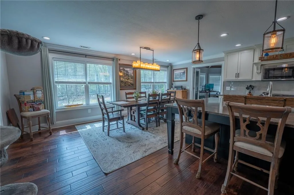 Clarkesville, Georgia 30523, United States, 4 Bedrooms Bedrooms, ,4 BathroomsBathrooms,Residential,Pending,115627