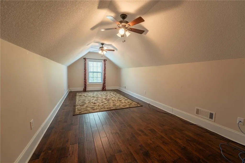 Clarkesville, Georgia 30523, United States, 4 Bedrooms Bedrooms, ,4 BathroomsBathrooms,Residential,Pending,115627