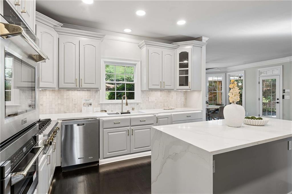Duluth, Georgia, 30097, United States, 6 Bedrooms Bedrooms, ,7 BathroomsBathrooms,Residential,Active,2043795