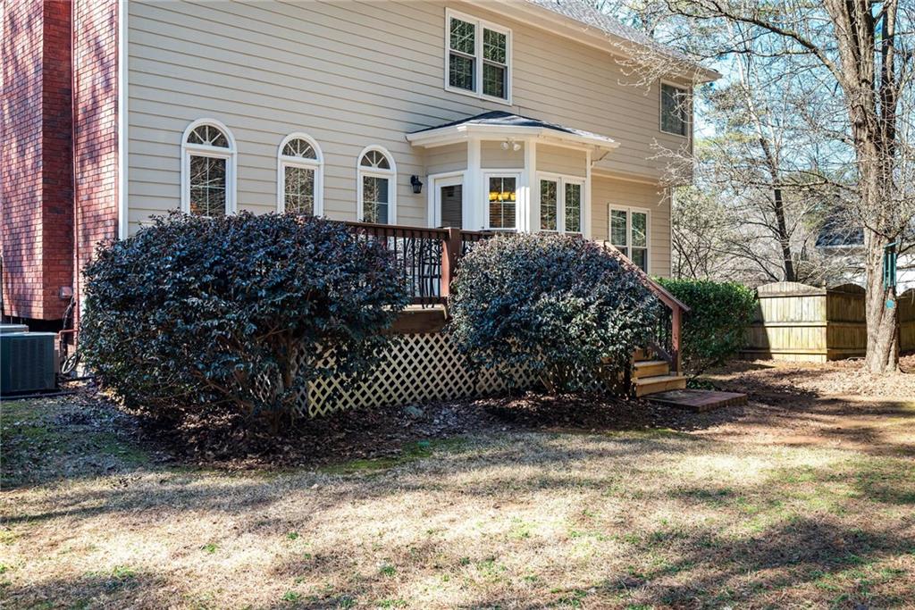 1394 Meadow Springs Drive, Lilburn, Georgia image 49