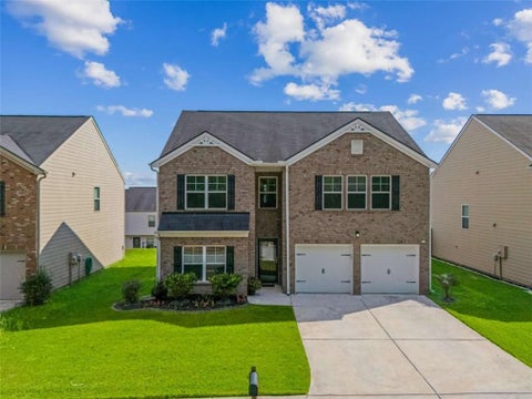 Homes For Sale - 6613 Beaver Creek Trail<br/> Atlanta, GA 30349