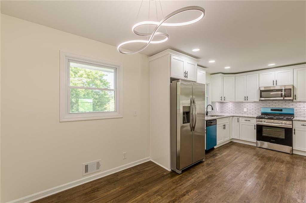 3275 Clifton Church Road, Atlanta, Georgia image 20