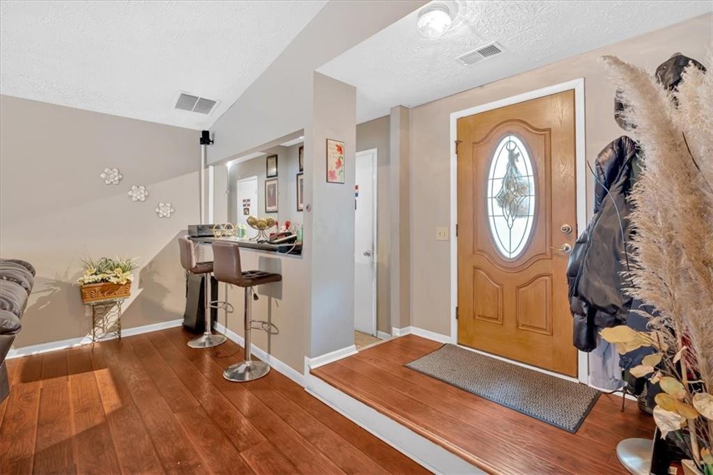 3902 Cedarwoods Way