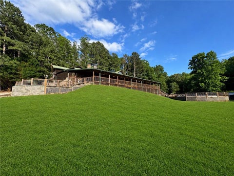 Homes For Sale - 3554 Martin Creek Drive<br/> Gainesville, GA 30506