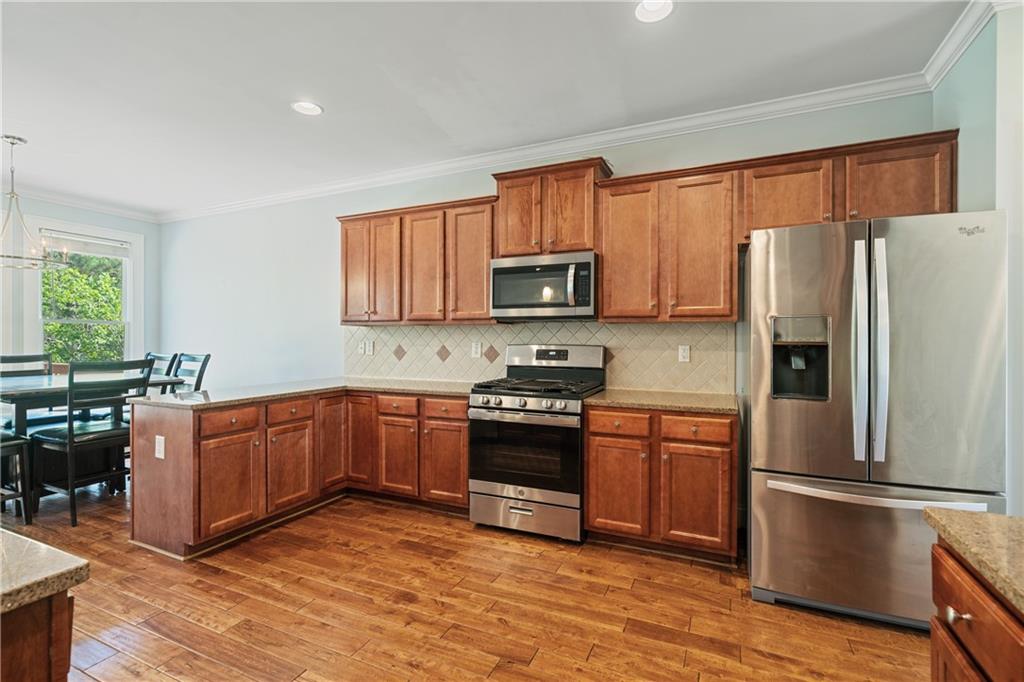 16 Creekview Drive SE