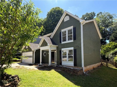 Homes For Sale - 3565 Manchester Drive<br/> Lawrenceville, GA 30044