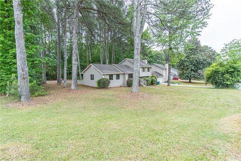 602 Brighton Drive Lawrenceville GA 30043