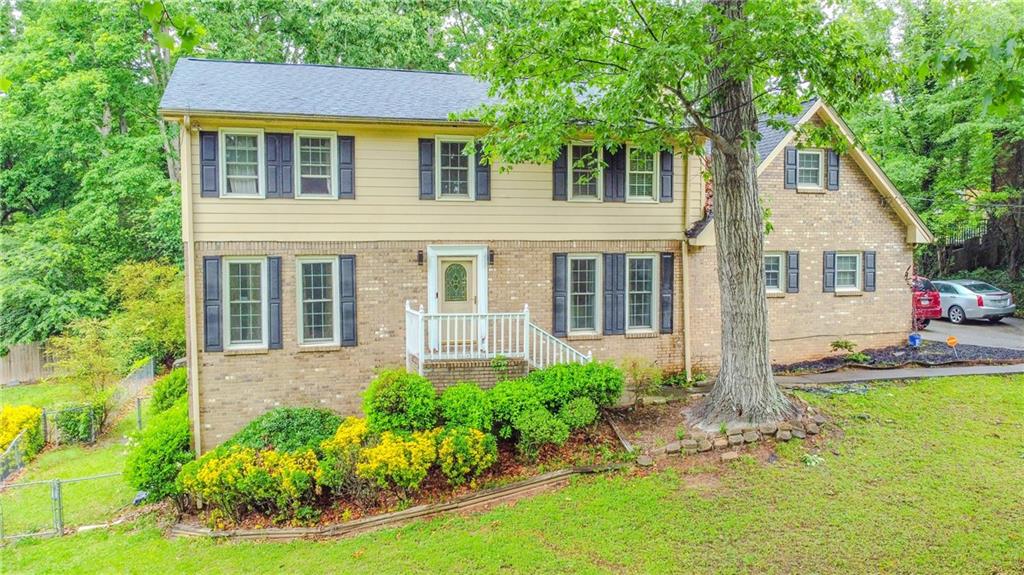 5293 Sandy Shoals Lane, Stone Mountain, Georgia image 4
