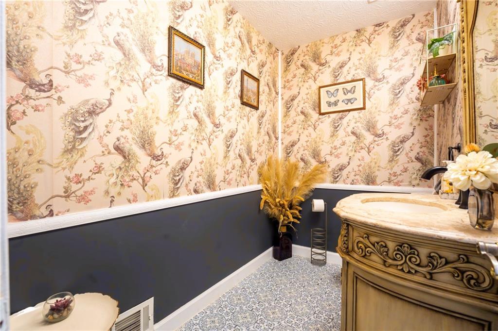 5293 Sandy Shoals Lane, Stone Mountain, Georgia image 31
