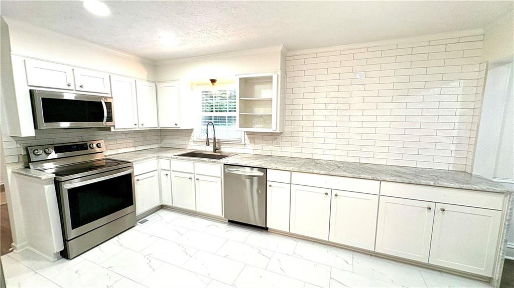 313 Summit Ridge Drive