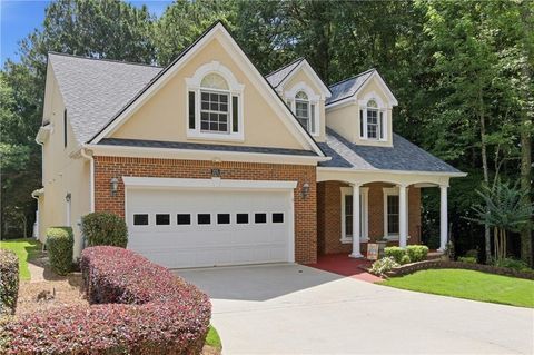 Homes For Sale - 205 Columbia Street<br/> Mcdonough, GA 30253