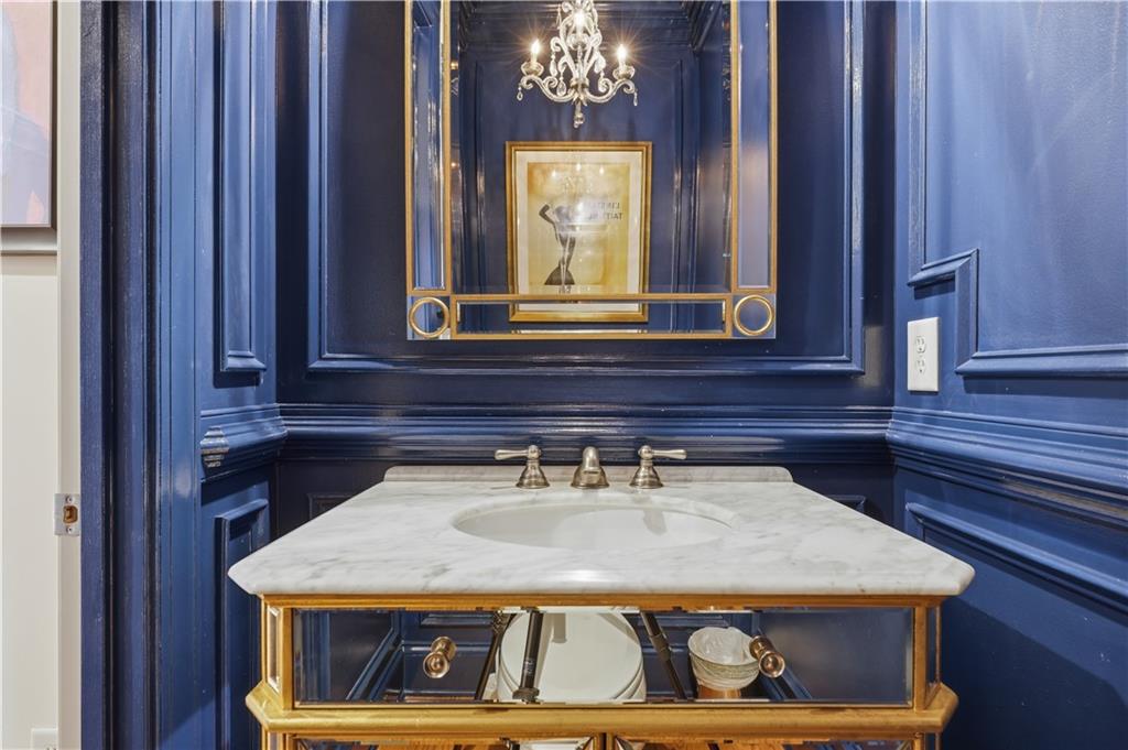 49 Honour Avenue NW 49