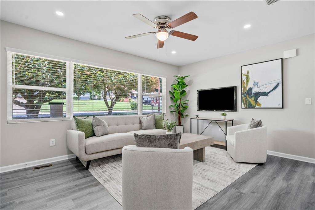 732 Quaker Street SW