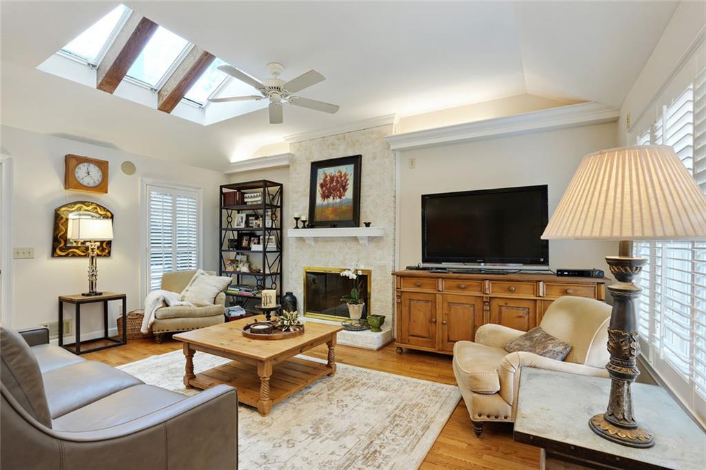 MT VERNON LAKE - Residential