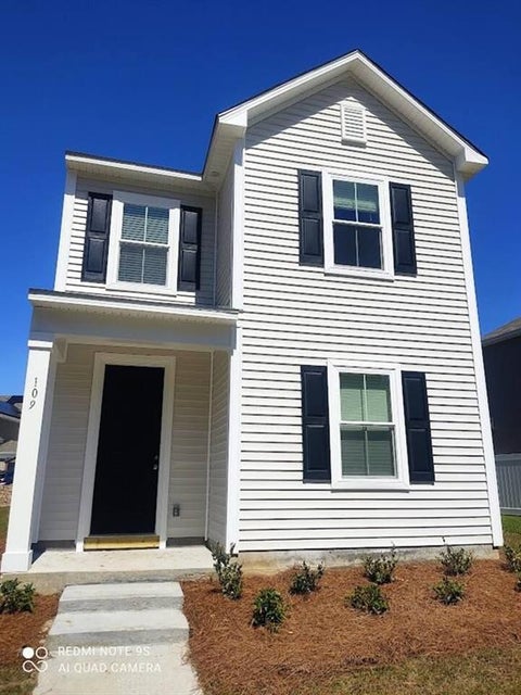 Homes For Sale - 109 Crabapple Circle<br/> Chatham County, Port Wentworth, GA 31407