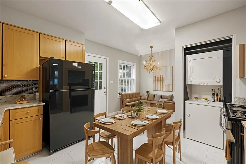 East Point, Georgia 30344, United States, 3 Bedrooms Bedrooms, ,1 BathroomBathrooms,Residential,Active,30598