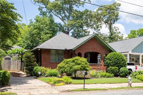 Photo of 1375 Hartford Avenue SW, Atlanta, GA 30310 (MLS # 7722323)