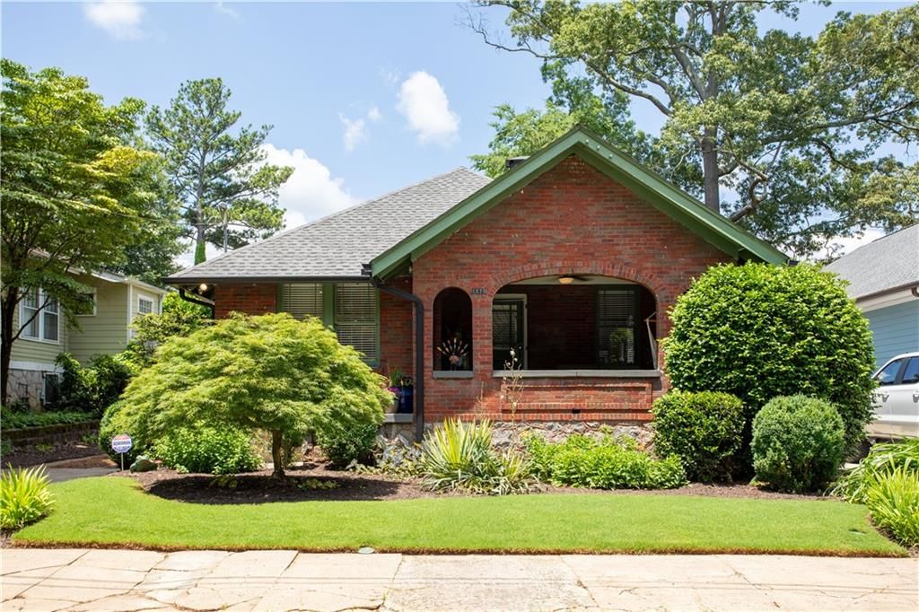 Photo of 1375 Hartford Avenue SW, Atlanta, GA 30310 (MLS # 7722323)