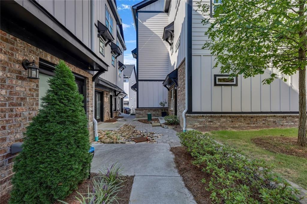 1981 Sea Cove Point NW