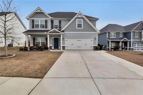 Homes For Sale - 21 Mcgregor Cove<br/> Newnan, GA 30265