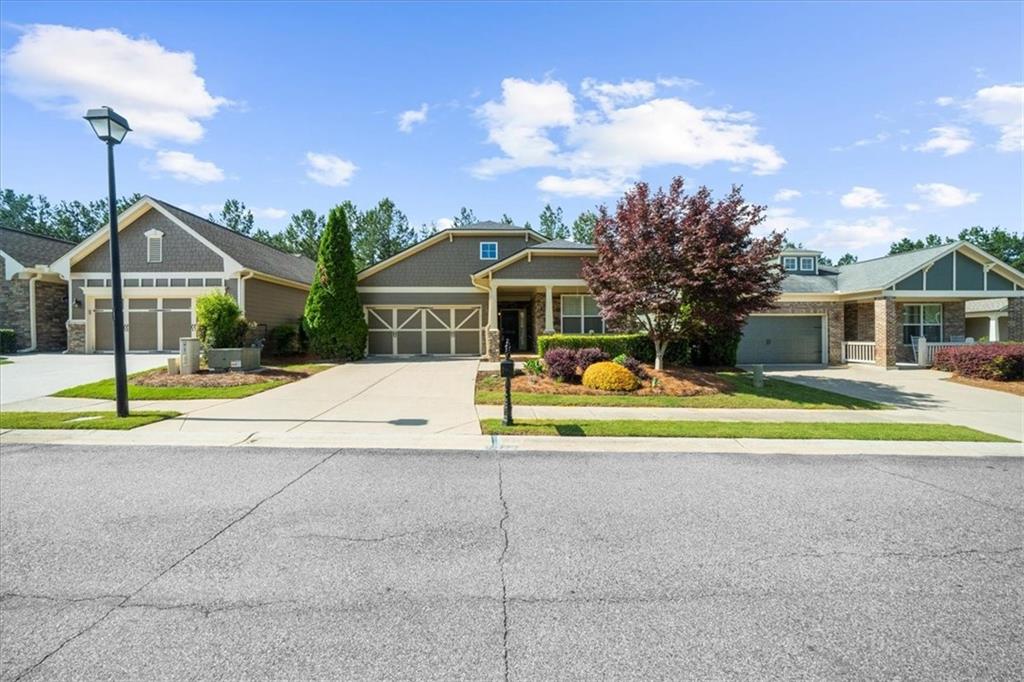 3143 White Magnolia Chase SW