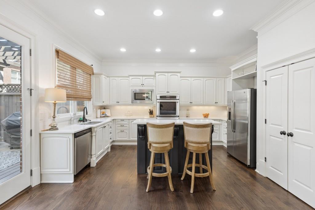 3585 Roxboro Road NE 6